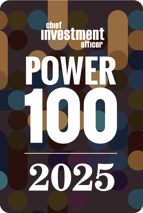 Logo: 2025 CHIEF INVESTMENT OFFICER Power 100, Desk Plaque