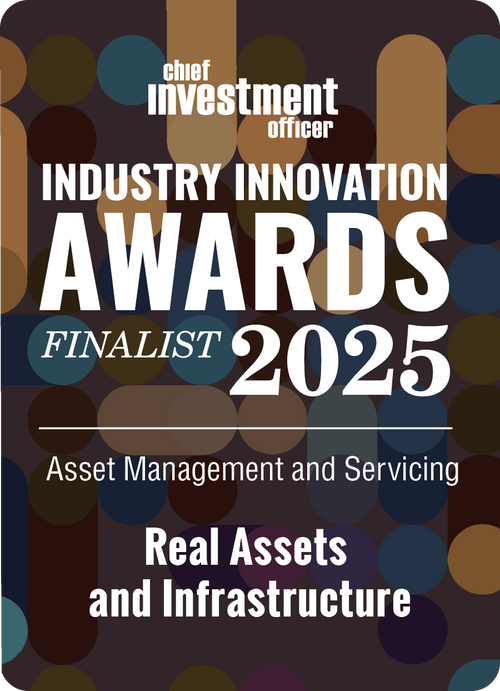 Logo: 2025 CHIEF INVESTMENT OFFICER Asset Management & Servicing Finalist: Real Assets & Infrastructure Desk Plaque